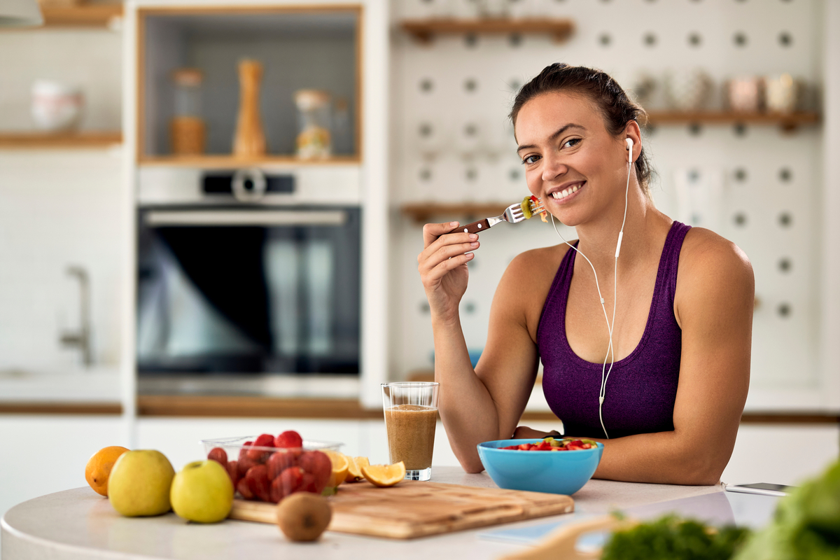 Stop eating. Сыроедение фото. Eat Fruit.